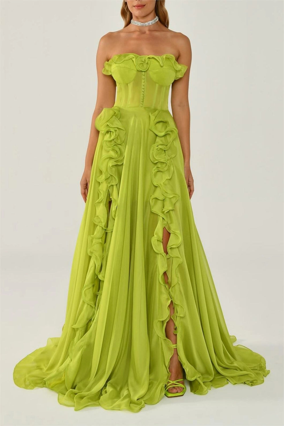 Elvira - Vestido largo sin mangas con escote en forma de corazón y volantes lisos